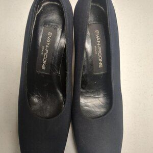 navy Evan-Picone 2.5” block heels. Cloth. Size 7 ½ M. Made in Spain